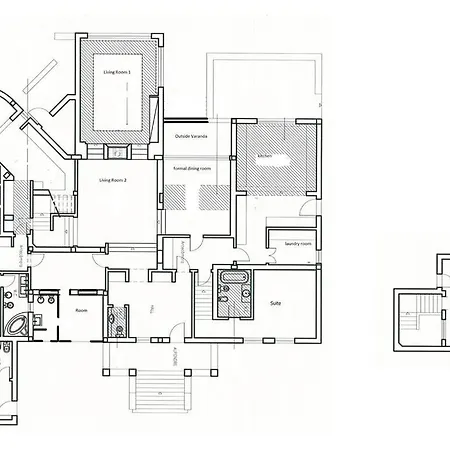 Sleeps 16 With Pool Air Con And Wifi 에수투릴