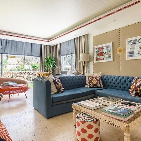 Sleeps 16 With Pool Air Con And Wifi 빌라 *