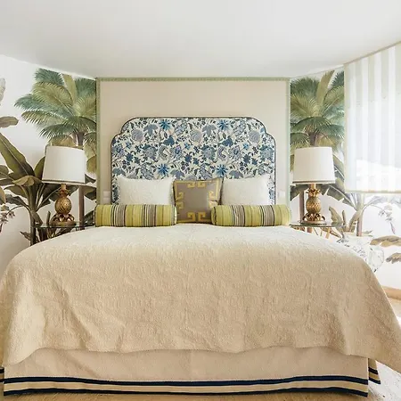 Sleeps 16 With Pool Air Con And Wifi *